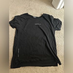 Young la raw neck tee